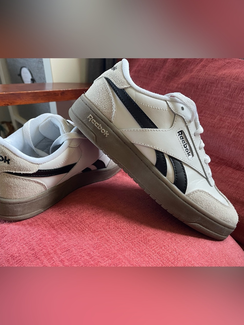 Reebok Classic Low-Top Sneakers, 6.5 - Picture 2 of 7